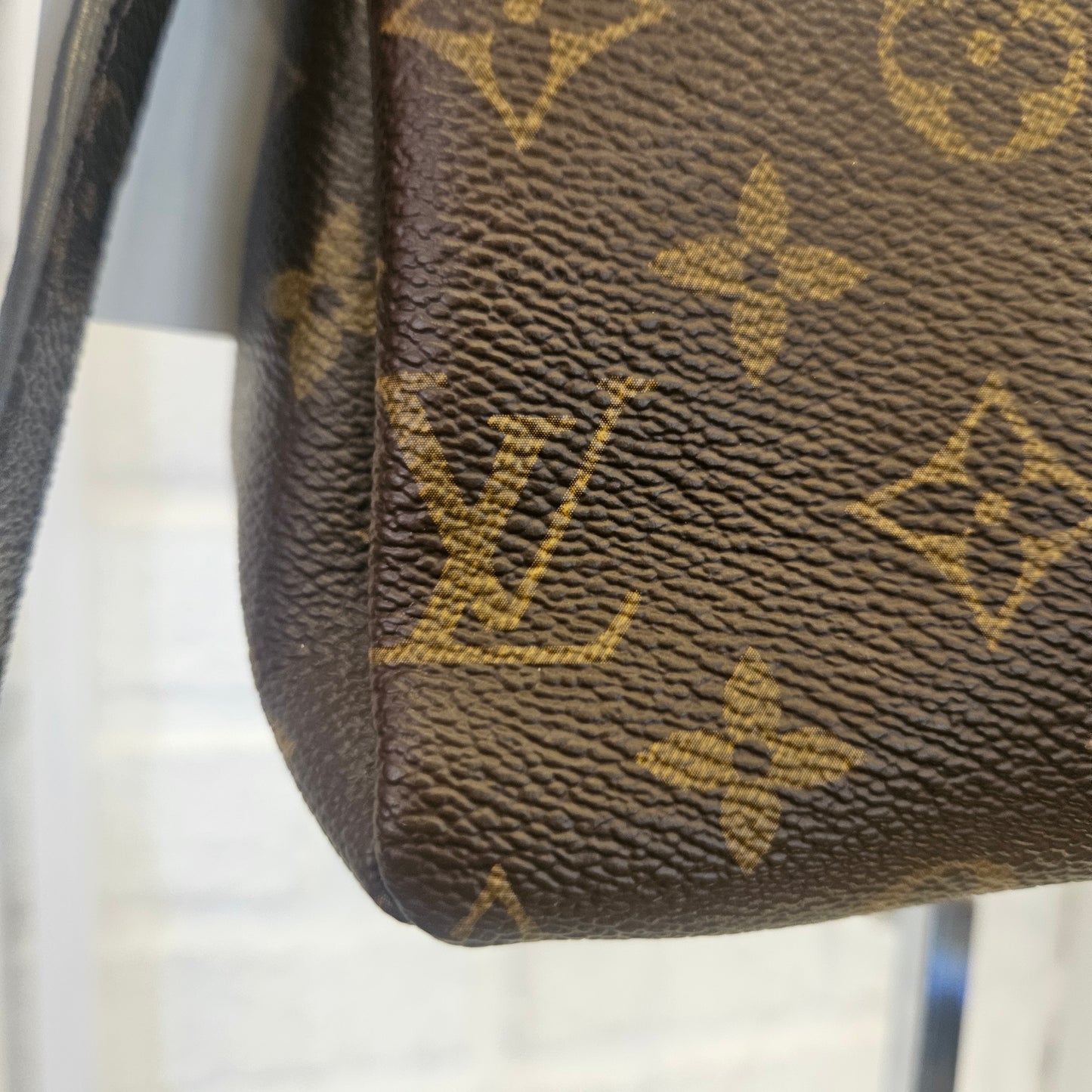 Pallas Tote Louis Vuitton