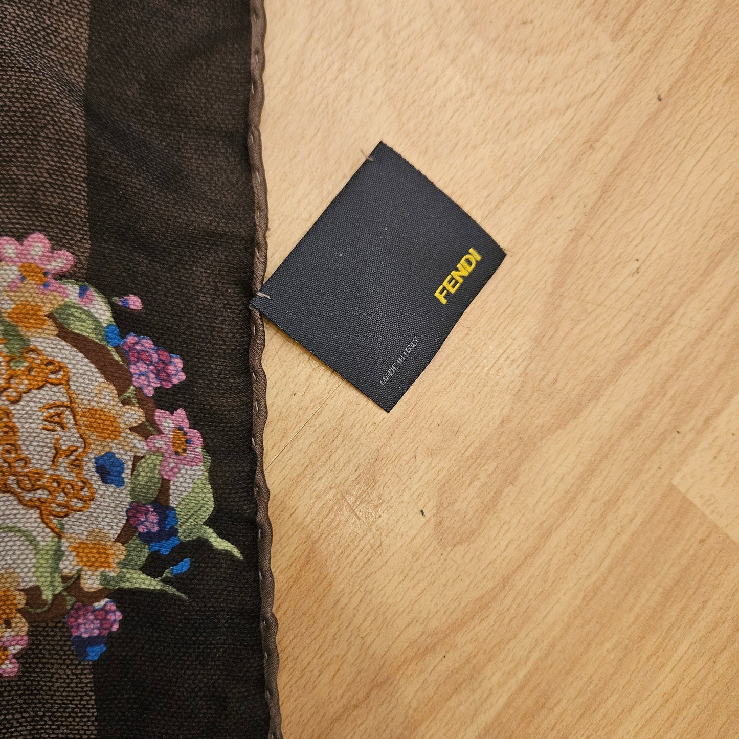 Strangolino vintage Fendi