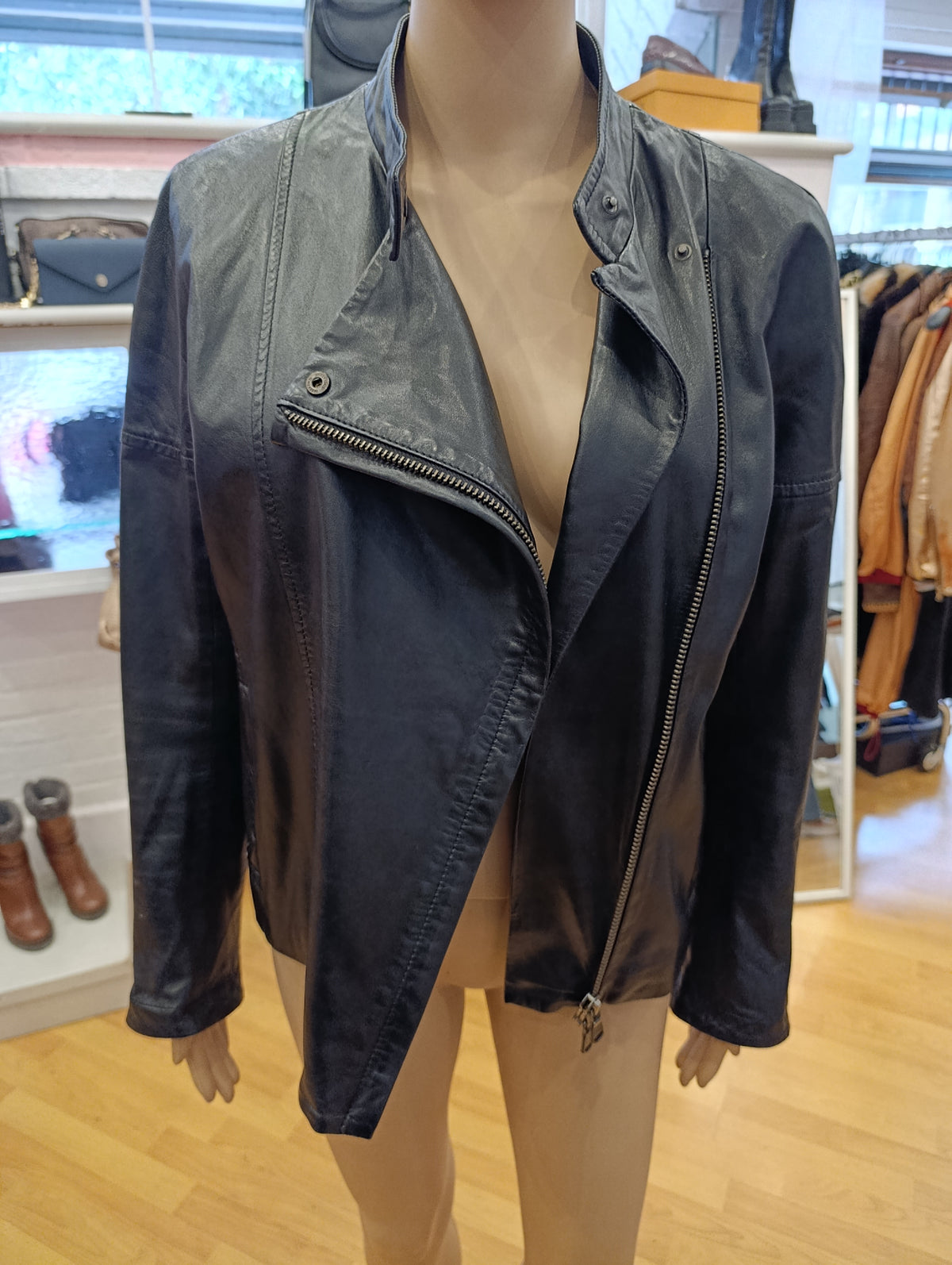 Giacca in pelle max Mara weekend tg 44
