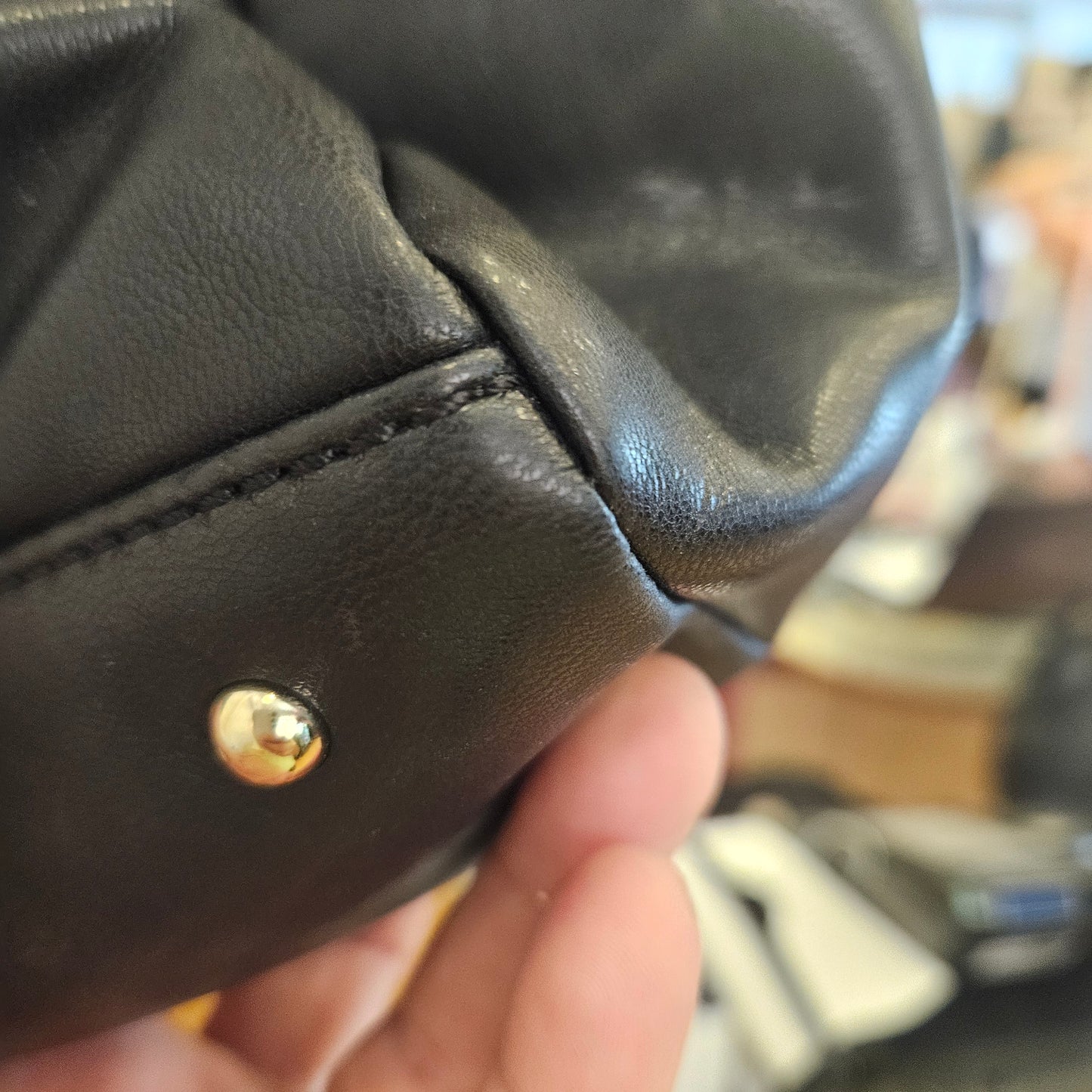 Borsa morbida Guess
