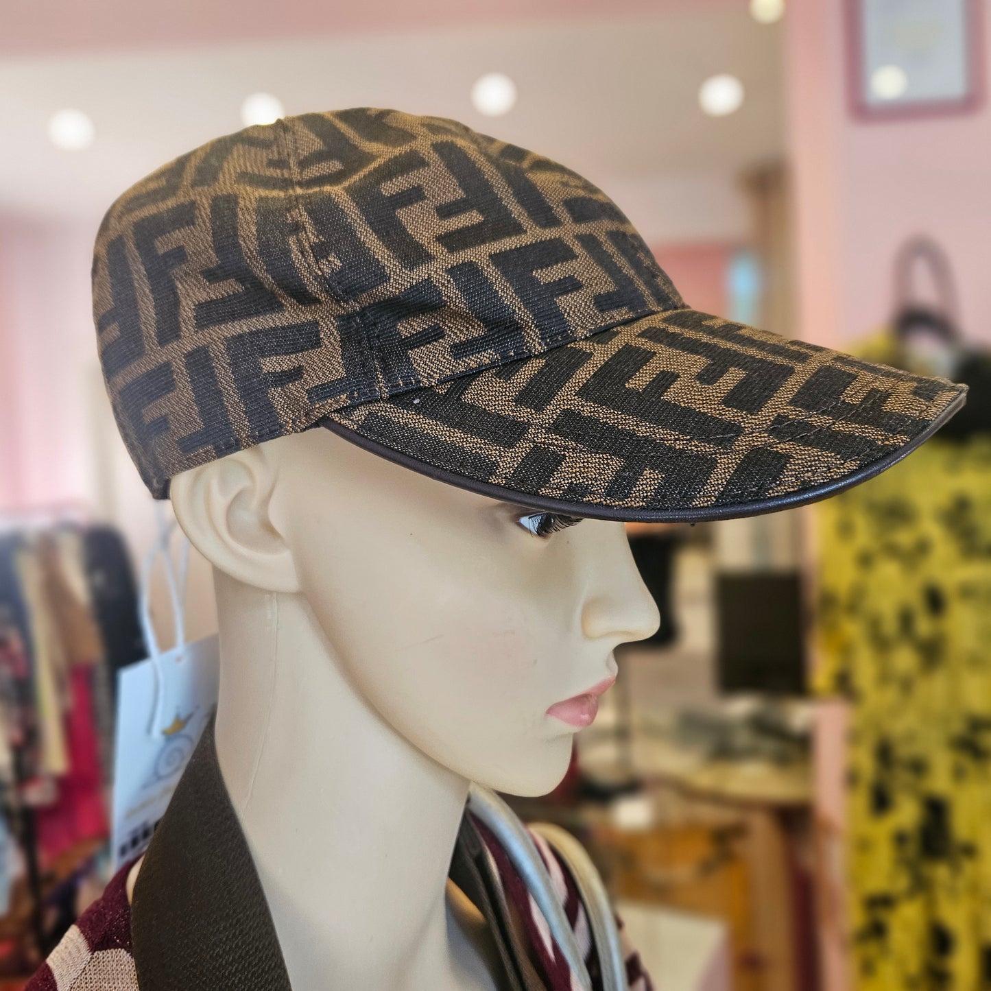 Berretto Fendi tg M