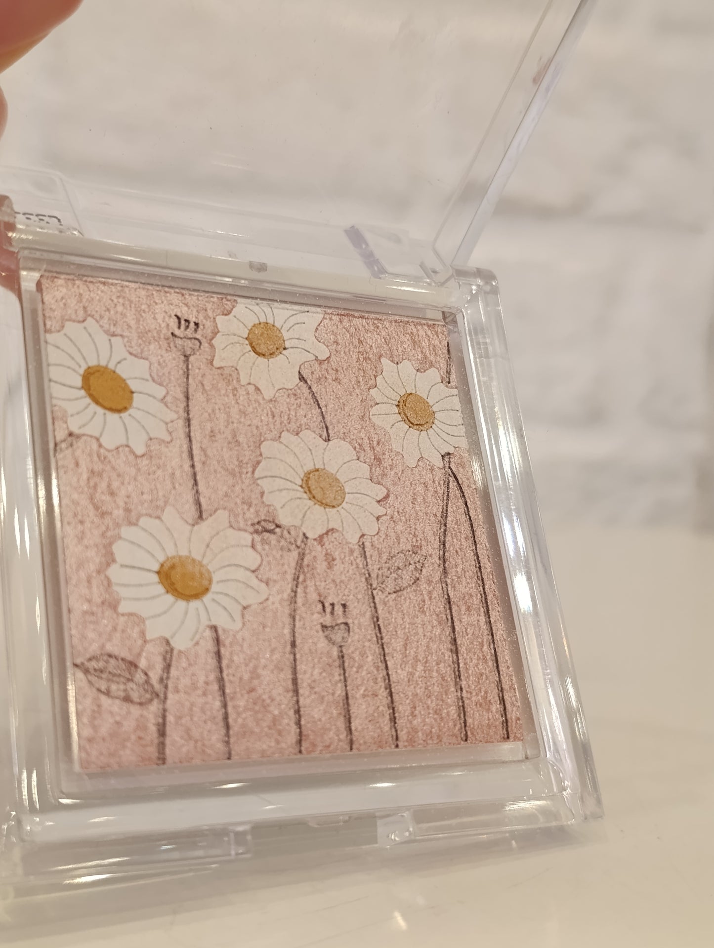The body shop blushing daisy