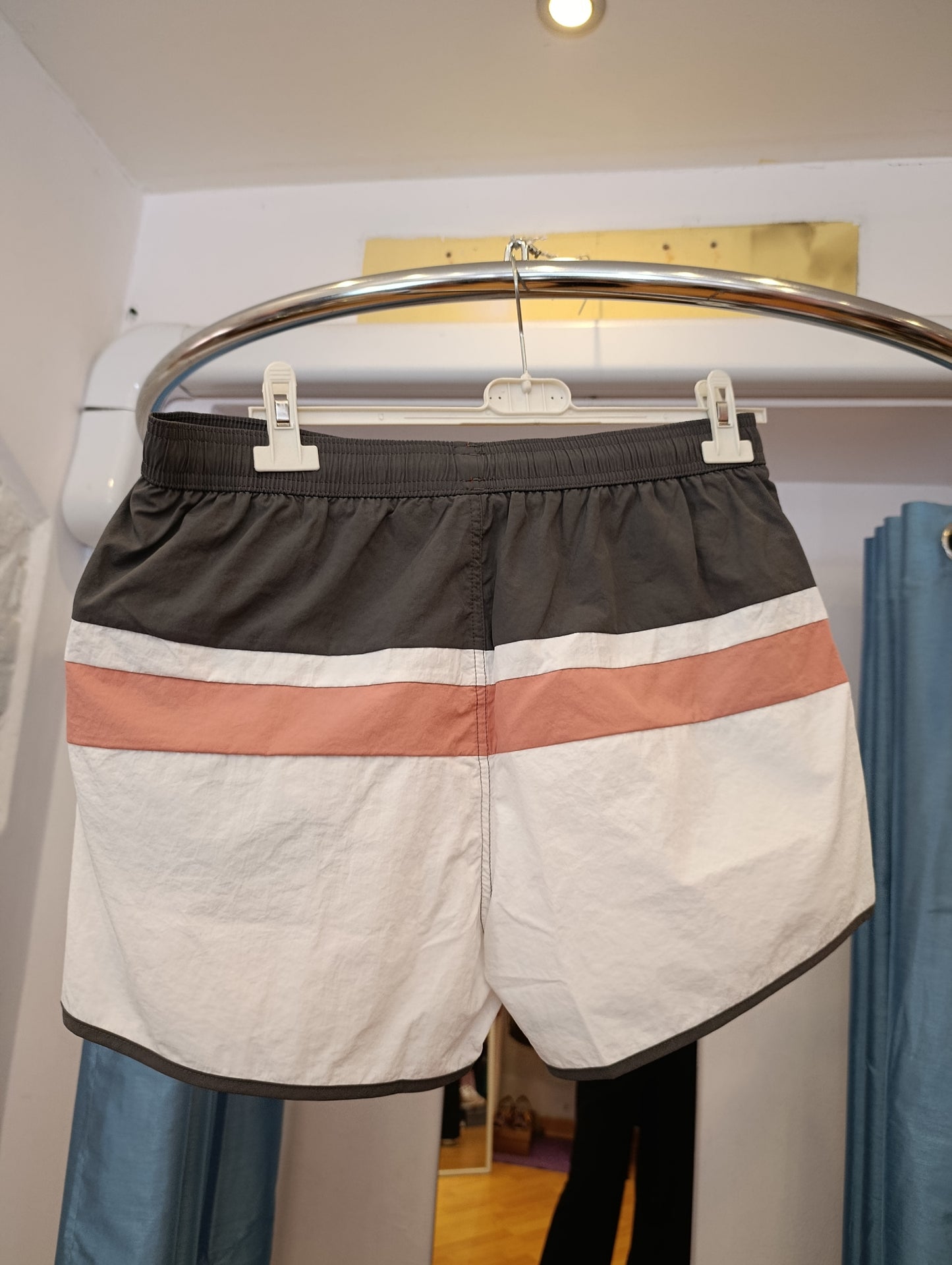 Costume Hugo Boss nuovo con cartellino tg M